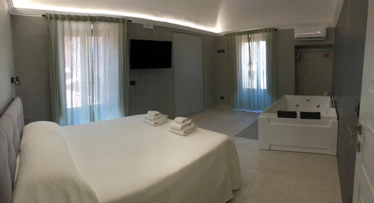 Pacini Relax Suites CTA Exterior foto